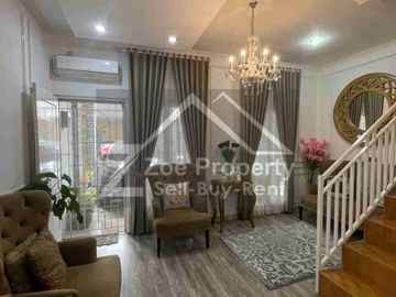 Rumah 2 Lantai Semi Furnished Siap Huni Dekat BSD City Serpong
