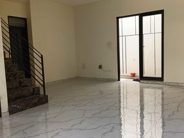 HOT ITEM! Mulyosari Rumah Baru Dua Lantai, Kamar Tidur 4+1