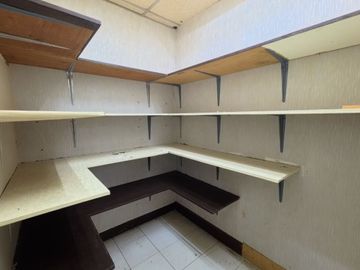 Office Space for Rent in Prime Binondo Manila, State Center, Juan Luna 38sqm