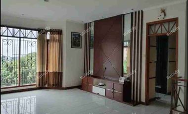 rumah mewah luas 577 di resort dago pakar bandung