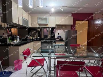 Disewakan Apartemen Eastcoast Residence Hook 4KT (2 unit 3 BR dijadikan 1) Full Furnished,  Tower Amethys Lantai 6,  sebelah Hoky Pakuwon City,  Surabaya Timur