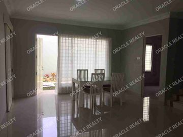 Jual Rumah Villa Bukit Regency Pakuwon Indah