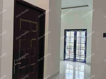 Dijual Rumah 2.5 Lantai Nyaman Dan Siap Huni Di Duren Sawit Jakarta Timur