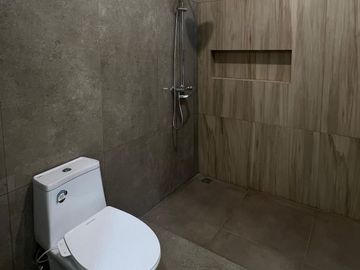 Jual Rumah PREMIUM dekat Tol KOPO Bandung lokasi Favorit