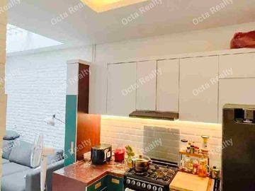 DiJual Rumah 2 Lantai Nyaman Dan Siap Huni Di Bintaro Tangerang Selatan