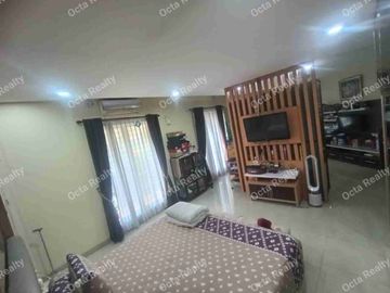 DiJual Rumah 3 Lantai Di Jalan Utama Kemang Pratama Kota Bekasi