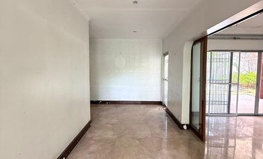 FOR LEASE/RENT | 880sqm 5BR Bungalow House in Dasma Village Makati near Forbes Park