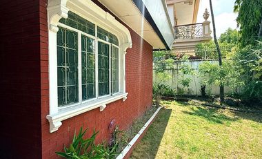 FOR LEASE/RENT | 880sqm 5BR Bungalow House in Dasma Village Makati near Forbes Park