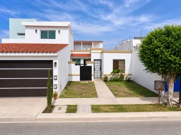 CASA EN VENTA EN VALLE ALTO CULIACAN