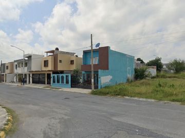 VENTA DE CASA EN CADEREYTA NUEVO LEON FRACC SANTA LUCIA