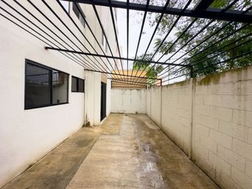 Condo Roble