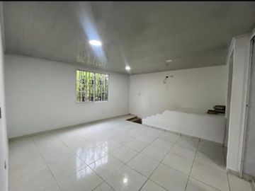 SE VENDE CASA DE DOS NIVELES EN FRAILES - DOSQUEBRADAS