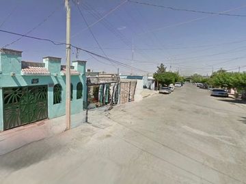 CASA EN VENTA A PRECIO REMATE EN Fracc. Oasis Revolucion JUAREZ CHIHUAHUA