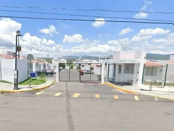 CASA EN VENTA EN EDUARDO LOARCA CASTILLA QUERETARO