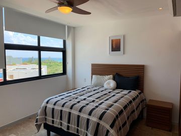 Penthouse De Lujo En Venta En Playa Del Carmen, Amueblado, Con Alberca Privada Y Doble Altura PH