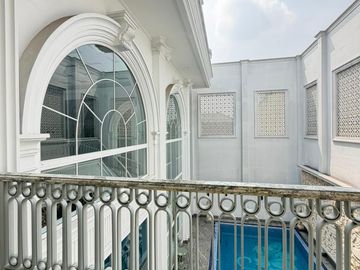 Dijual Rumah di Cluster Crown Pondok Hijau Golf - Gading Serpong