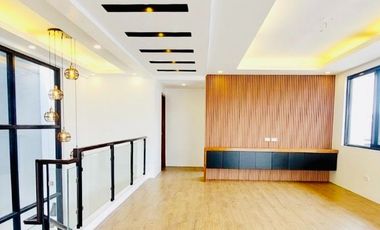 House and Lot For Sale in Greenwoods Executive Village Cainta Rizal - R1611