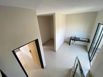 Dijual Rumah Baru 7 Menit Dari UNS Akses Mudah Free Sampai SHM