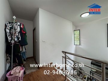 Two-story detached house, 72.1 sq.wah, in Fuang Suk 5 Village, Bang Bua Thong, near Sarasas Bang Bua Thong School, Kanchanaphisek Road, and Lam Pho Ro