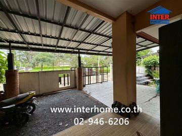 Two-story detached house, 72.1 sq.wah, in Fuang Suk 5 Village, Bang Bua Thong, near Sarasas Bang Bua Thong School, Kanchanaphisek Road, and Lam Pho Ro