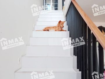 Rumah 2 Lantai Cluster One Gate System Gunung Anyar Surabaya