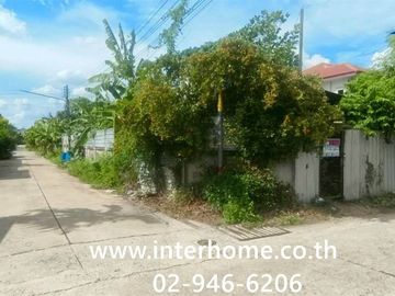 Single house + empty land 360 sq m. House + land near Workpoint Studio Company. Rangsit-Pathum Thani Road Road along Klong Prem Prachakorn Mueang Path