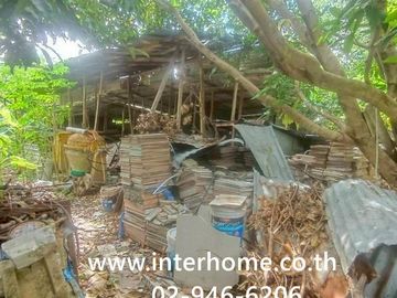 Vacant land, 60 square wah, located on Soi Jam Suk 2, Rangsit-Pathum Thani Road, along Klong Prem Prachakorn Canal, Mueang Pathum Thani, Pathum Thani.