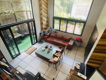 New Manila Townhouse 4 Car Garage For Sale near Robinsons Magnolia