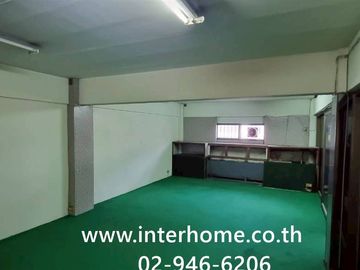 4.5-story commercial building, 36 sq.wa., Sinthorn Happy Land Village, near The Mall Bangkapi, Happy Land 1 Road, Ladprao Road, Nawamin Road, Bang Kap