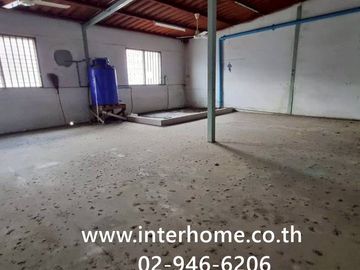 4.5-story commercial building, 36 sq.wa., Sinthorn Happy Land Village, near The Mall Bangkapi, Happy Land 1 Road, Ladprao Road, Nawamin Road, Bang Kap