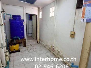 4.5-story commercial building, 36 sq.wa., Sinthorn Happy Land Village, near The Mall Bangkapi, Happy Land 1 Road, Ladprao Road, Nawamin Road, Bang Kap