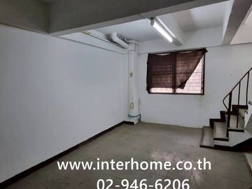 4.5-story commercial building, 36 sq.wa., Sinthorn Happy Land Village, near The Mall Bangkapi, Happy Land 1 Road, Ladprao Road, Nawamin Road, Bang Kap