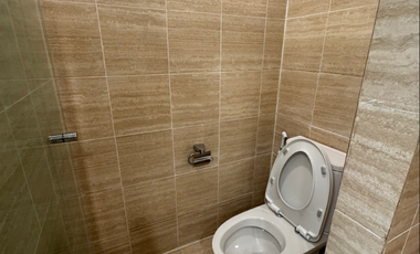 Newly renovated Three (3) bedroom unit for sale at Essensa East Forbes for sale