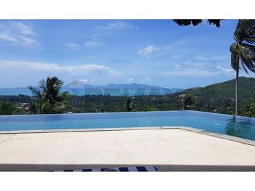 STUNNING 5-BEDROOM SEAVIEW VILLA FOR SALE