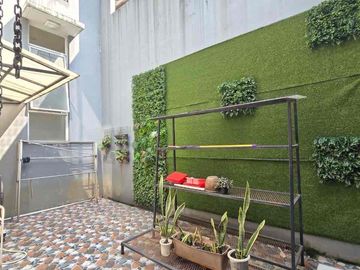 Kebayoran Bintaro Rumah bagus tanah luas siap huni dan dekat Mall dan Rumah sakit