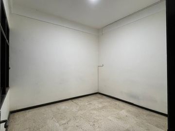 FOR SALE AND RENT RUMAH CANTIK STRATEGIS DI NGINDEN INTAN SURABAYA KOTA MA 462