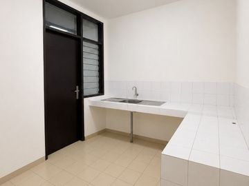 FOR SALE AND RENT RUMAH CANTIK STRATEGIS DI NGINDEN INTAN SURABAYA KOTA MA 462
