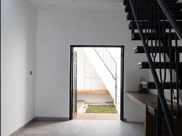 Rumah Baru 2 Lantai Antapani
