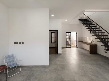 Rumah Baru 2 Lantai Antapani