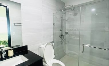 60sqm 1BR Unit at The Veranda at Arca South near BGC, McKinley Hill and Makati City