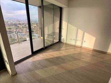 Vistas a la Cordillera y Estilo de Vida Premium: Espectacular Depto 1D 1B en Sector Exclusivo de La Reina