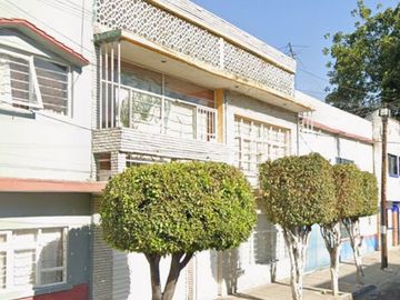 CALLE OTE 174 NO.392, MOCTEZUMA 2da SECC, VENUSTIANO CARRANZA, CDMX. Bonita casa en venta, EXCELENTE OPORTUNIDAD de formar un patrimonio