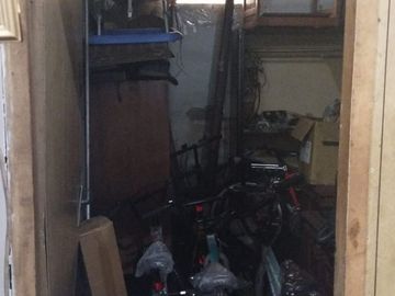 Rumah dan Tempat Usaha di Jalan Veteran Ref.05633