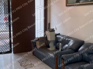 DIJUAL CEPAT RUMAH 2 LANTAI HADAP BARAT @RUMAH TAMAN PALEM SARI