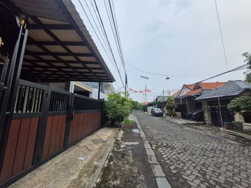 Dijual Cepat Rumah Murah & Strategis di Griya Kebraon