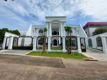 rumah clasik modern siap huni view gunung