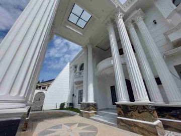 rumah clasik modern siap huni view gunung