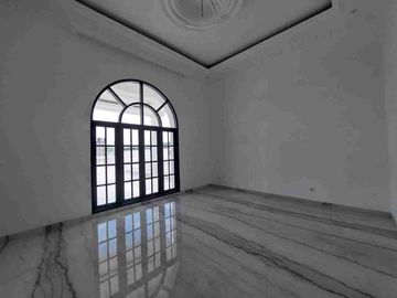 rumah clasik modern siap huni view gunung