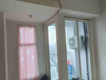 Murah Disewakan apartemen amor ada AC, Pakuwon city