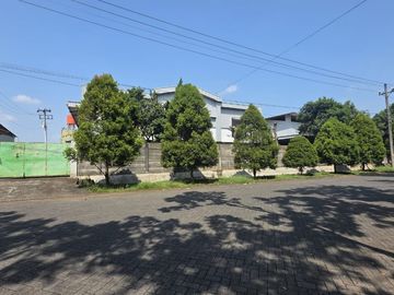 Disewakan Gudang Bagus Kawasan Industri Lokasi Strategis Semarang Luas 1,9 Hektar